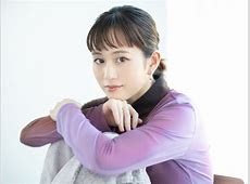 【朗報】ファン騒然の中身…ｗ前田敦子が14年ぶりに衝撃の写真集リリースやんけ！