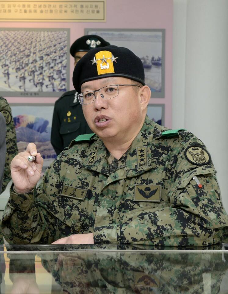 自衛官心得書(自衛官の心がまえ) 自衛官心得書(自衛官の心がまえ) 自衛官心得書(自衛官の心がまえ)