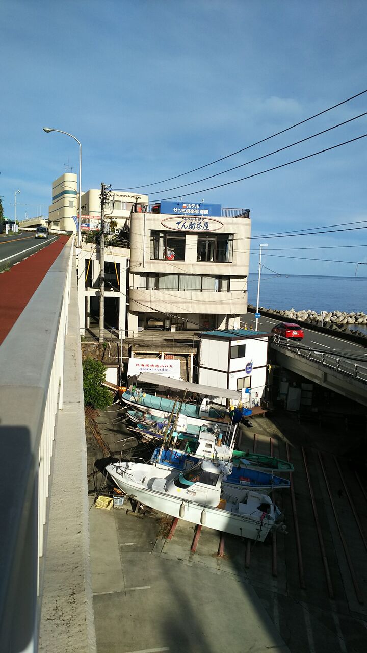 洋風カジュアル 熱海の隠れ家的格安ホテル サンミ倶楽部別館に宿泊 72irosphereのブログ 洋風カジュアル 熱海の隠れ家的格安ホテル サンミ倶楽部別館に宿泊 72irosphereのブログ