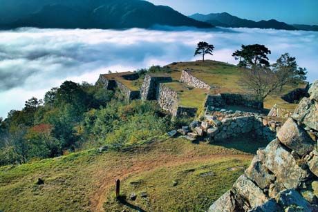 天空の城ラピュタ 兵庫県】旅行]天空の城ラピュタ？竹田城(兵庫県朝来