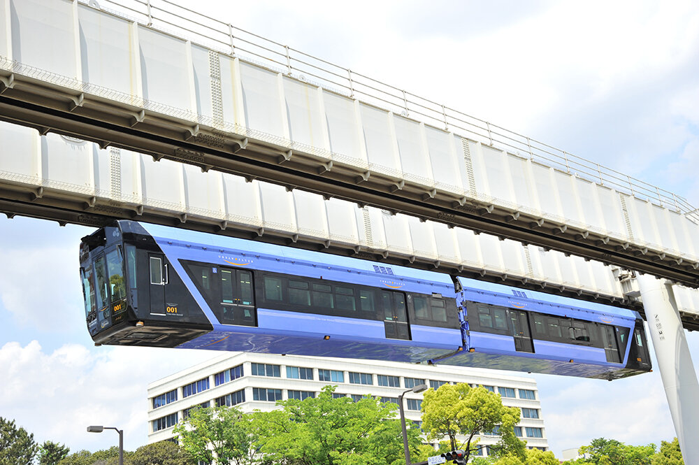 電車の中間: 千葉都市モノレール0系 のりものの透視図イラスト 電車の中間: 千葉都市モノレール0系 のりものの透視図イラスト