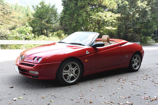 アルファ スパイダー