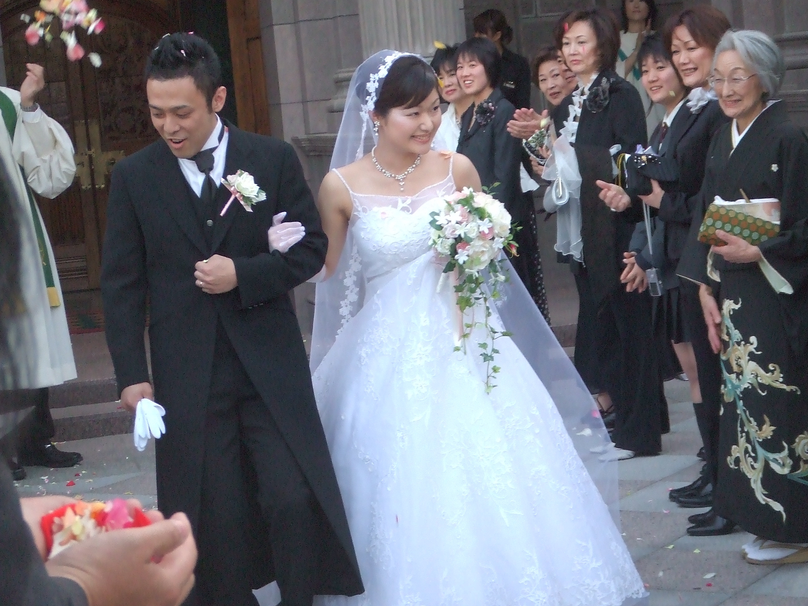 結婚式のデジカメネタ 崖っぷち 曜日対抗七人の仔牛ロシアンルーレット