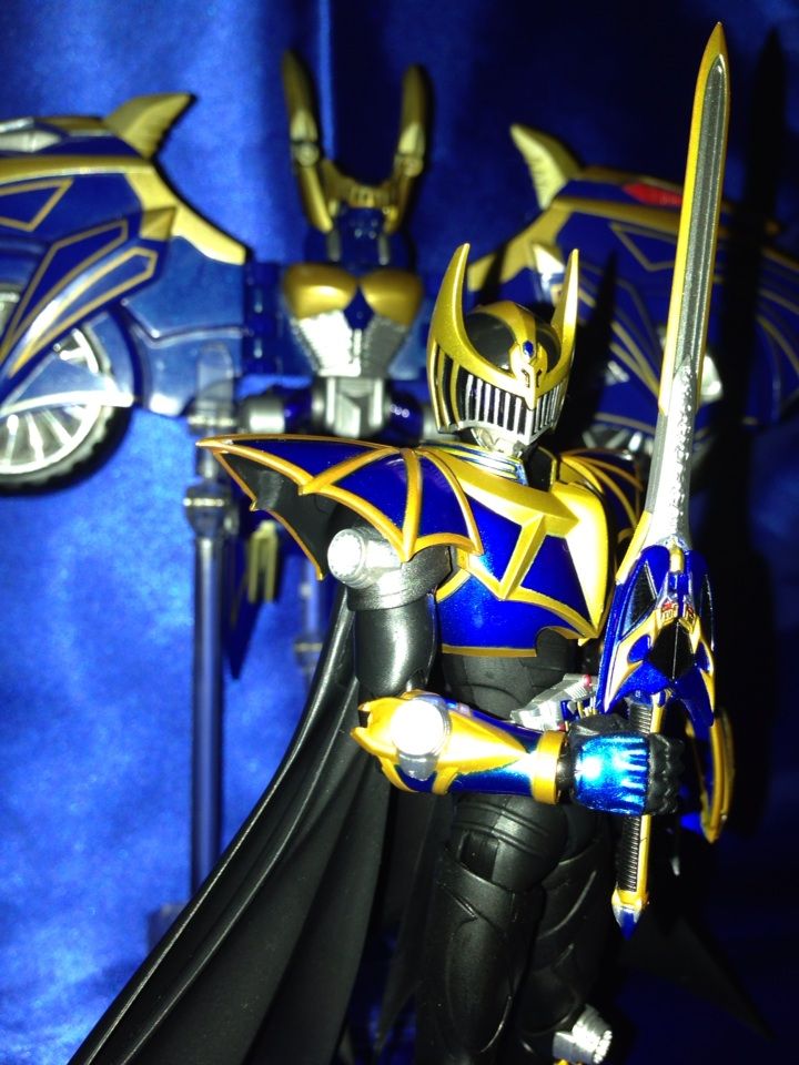 初の！S.H.Figuarts 仮面ライダーナイトサバイブ レビュー