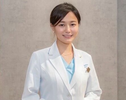 BIANCA-CLINIC_dr.minami_eye