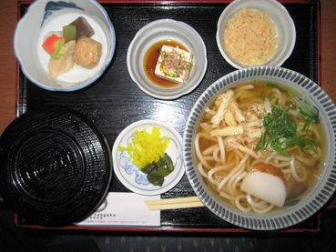 ��ﻰ����18