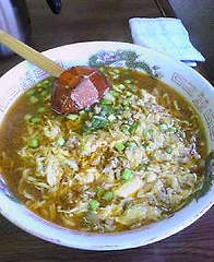 この店味は良いのですが、店のお約束にとても五月蝿いのです!たまに鼻につく時がありますネ! 代替テキスト