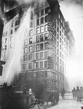 Image_of_Triangle_Shirtwaist_Factory_fire_on_March_25_-_1911