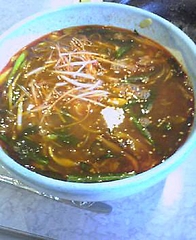 これに珈琲お代わり自由でサラダ食べ放題で何と@840円です。味がよければ申し分ないのですが? 代替テキスト