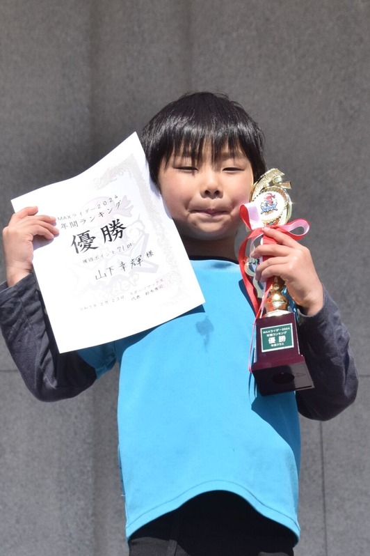 年長男子 (2)