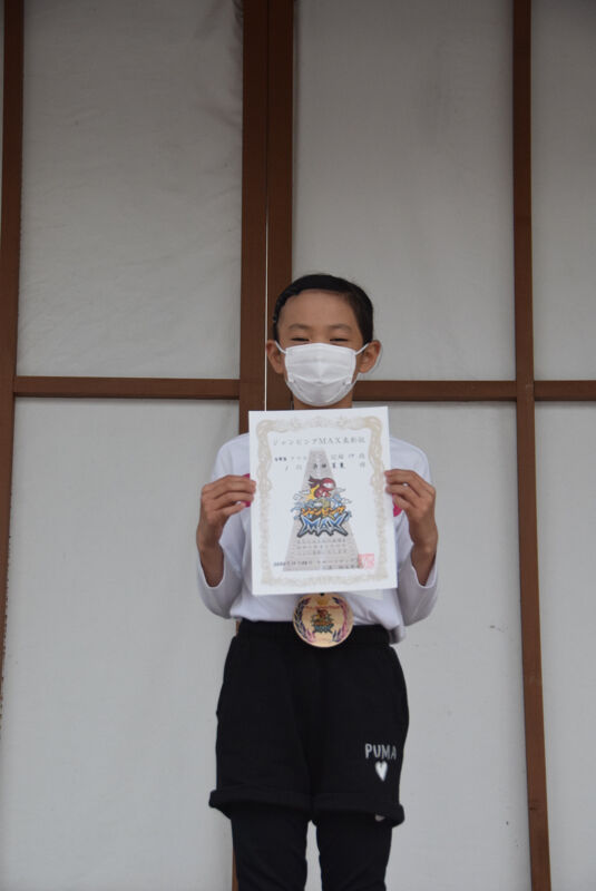4年女1