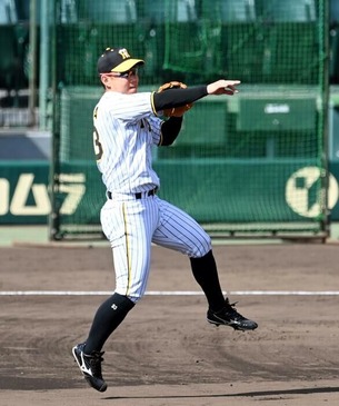 【阪神】糸原、正二塁手確保へ「この世界は競争」「自分の課題は守備」