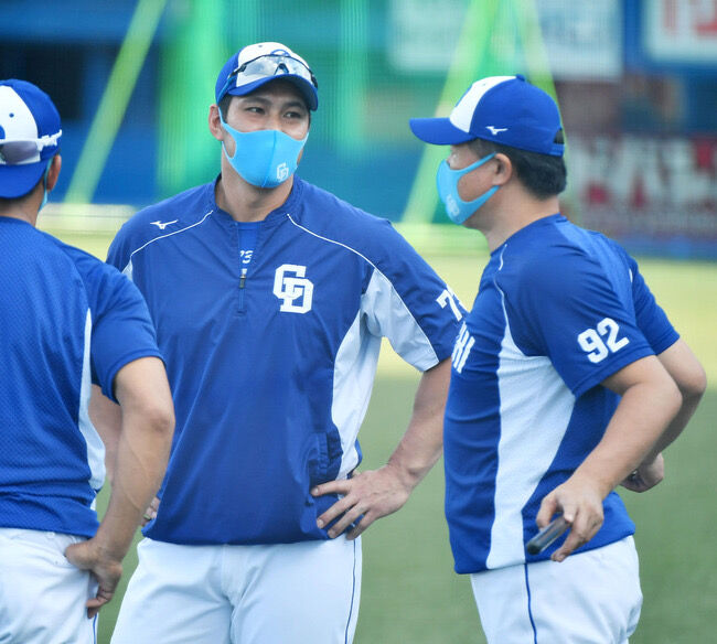 野球 40年ぶりの惨事 中日 栗原 パウエル両打撃コーチに 責任追及 の声 やきう速報ちゃんねる