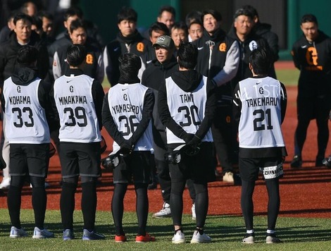 【巨人】阿部監督、ルーキーに「人としてしっかりしよう」と異例の訓示w w w w w w w w w w w w