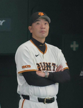 阿部監督、代打・大城卓三の理由「昨日のヘッドスライディングを見て熱いものを感じたので」