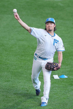 【日本ハム】侍ジャパン・伊藤大海がチーム合流 誹謗中傷に「誰かしらがこういう立場になっていた。それが僕でよかった」