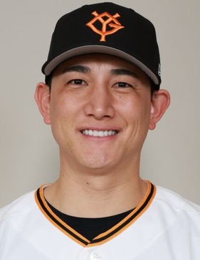 【悲報】小林誠司さん、打撃成績が何年経っても変わらない「驚異の安定感」を披露してしまうwww