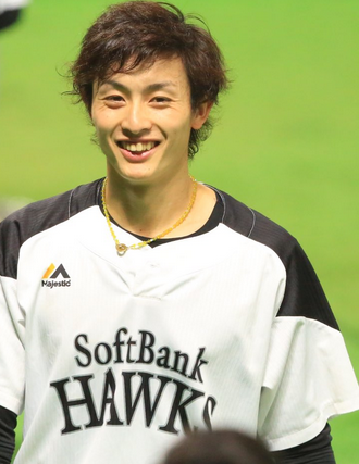 朗報 鷹の韋駄天 周東佑京が30歳の一般女性と結婚 スポーツ速報ちゃんねる 朗報 鷹の韋駄天 周東佑京が30歳の一般女性と結婚 スポーツ速報ちゃんねる