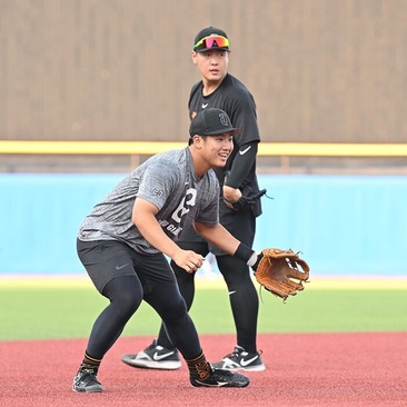 【巨人】岡本和真の〝後釜〟問題 チーム内から2年目・石塚裕惺を推す声「もう、なるしかないと思う」