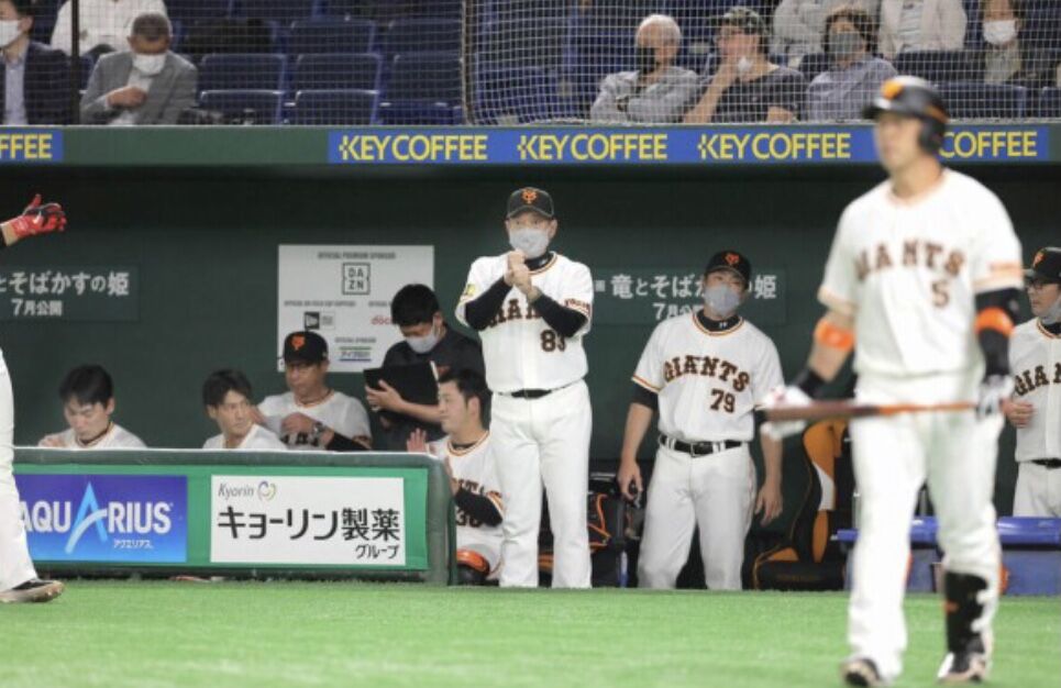 衝撃 元木大介ヘッドコーチ ２三振で８回に代打を送られた丸佳浩に対して やきう速報ちゃんねる