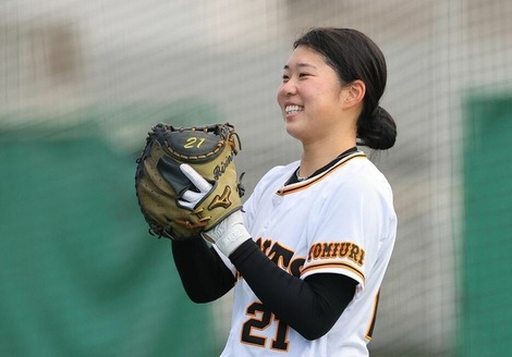 【朗報】女子プロ野球、初の阪神巨人が開催　巨人金満投手「恥じないプレーを」