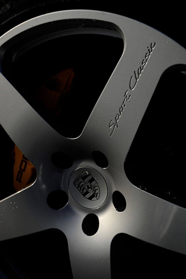 35740986_1987875481245560_6894846175774507008_o