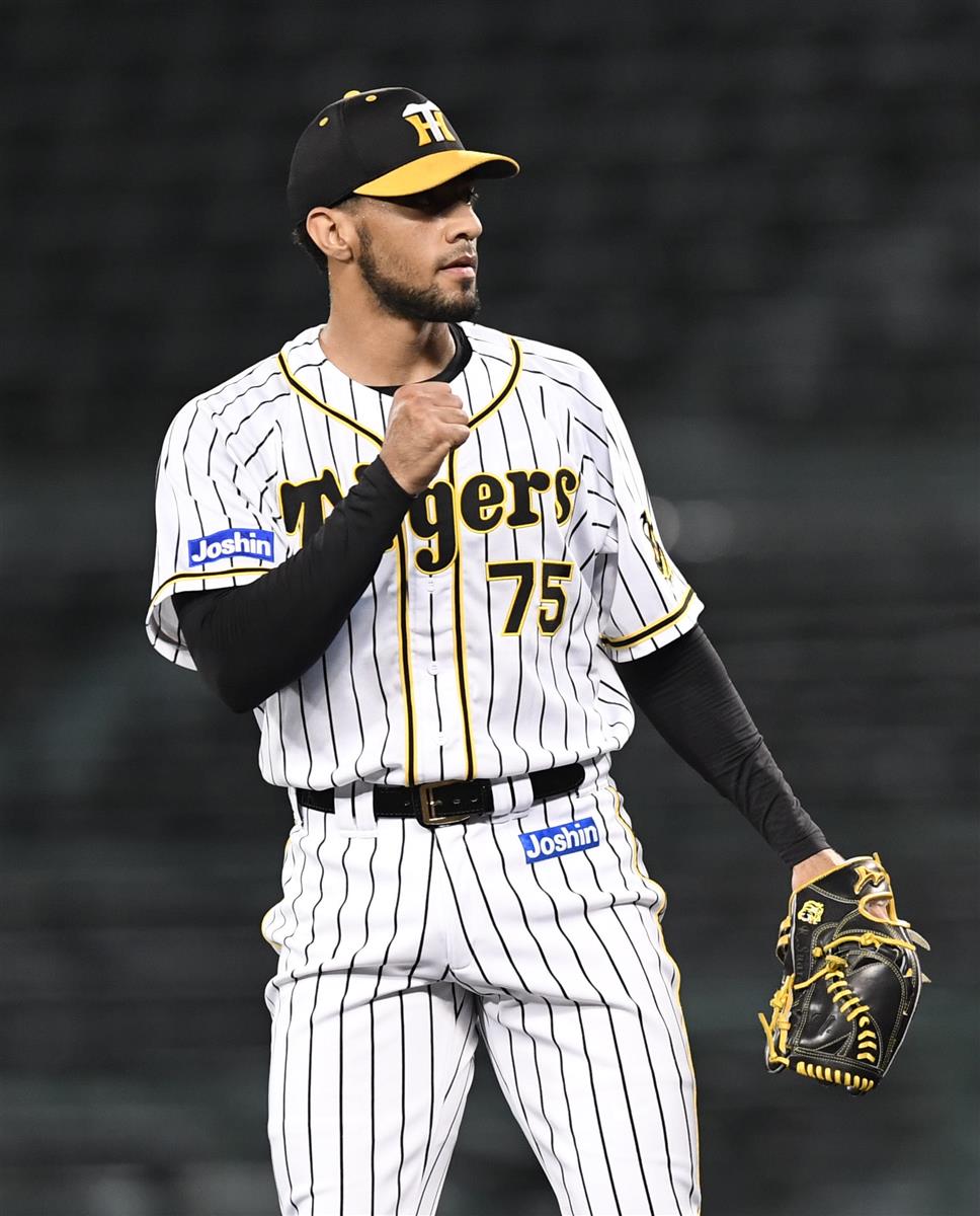 阪神 守護神スアレス メジャー流出危機 複数球団が視察 45試合 2勝1敗22s 2 14 スポーツ刈り 阪神 守護神スアレス メジャー流出危機 複数球団が視察 45試合 2勝1敗22s 2 14 スポーツ刈り