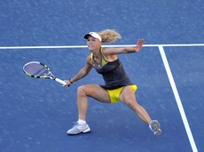 xnews-Caroline Wozniacki @ US Open 2010 b01