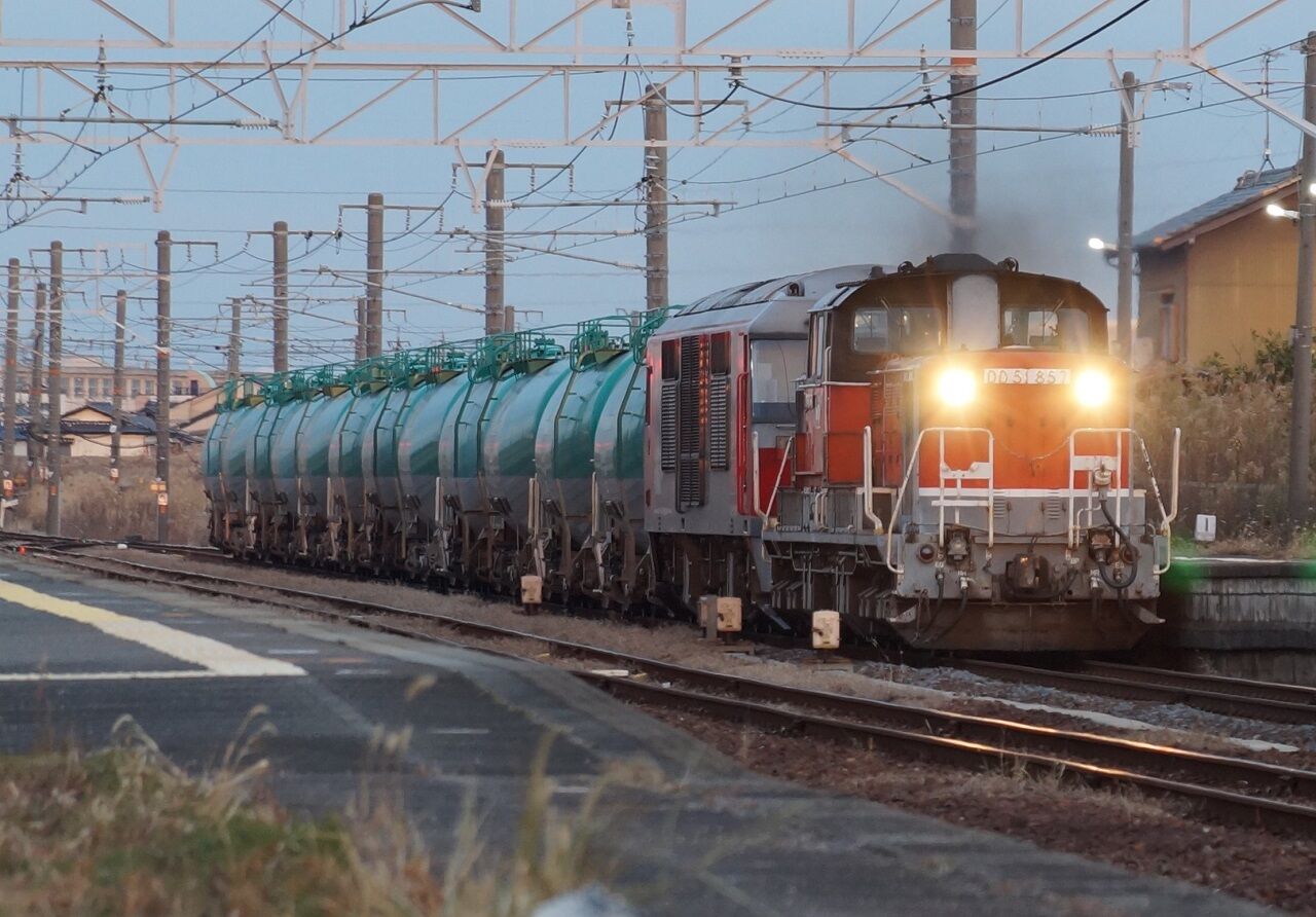 Dd51 Df0異形式重連 永和駅ショット 基本が海外旅行 抑制中 なので 鉄道撮影 Train Spotting In Japan Dd51 Df0異形式重連 永和駅ショット 基本が海外旅行 抑制中 なので 鉄道撮影 Train Spotting In Japan