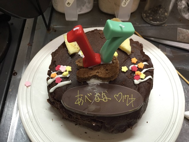 安部菜々バースデーケーキ