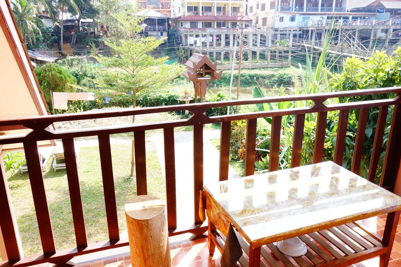 ヴァンビエンホテル