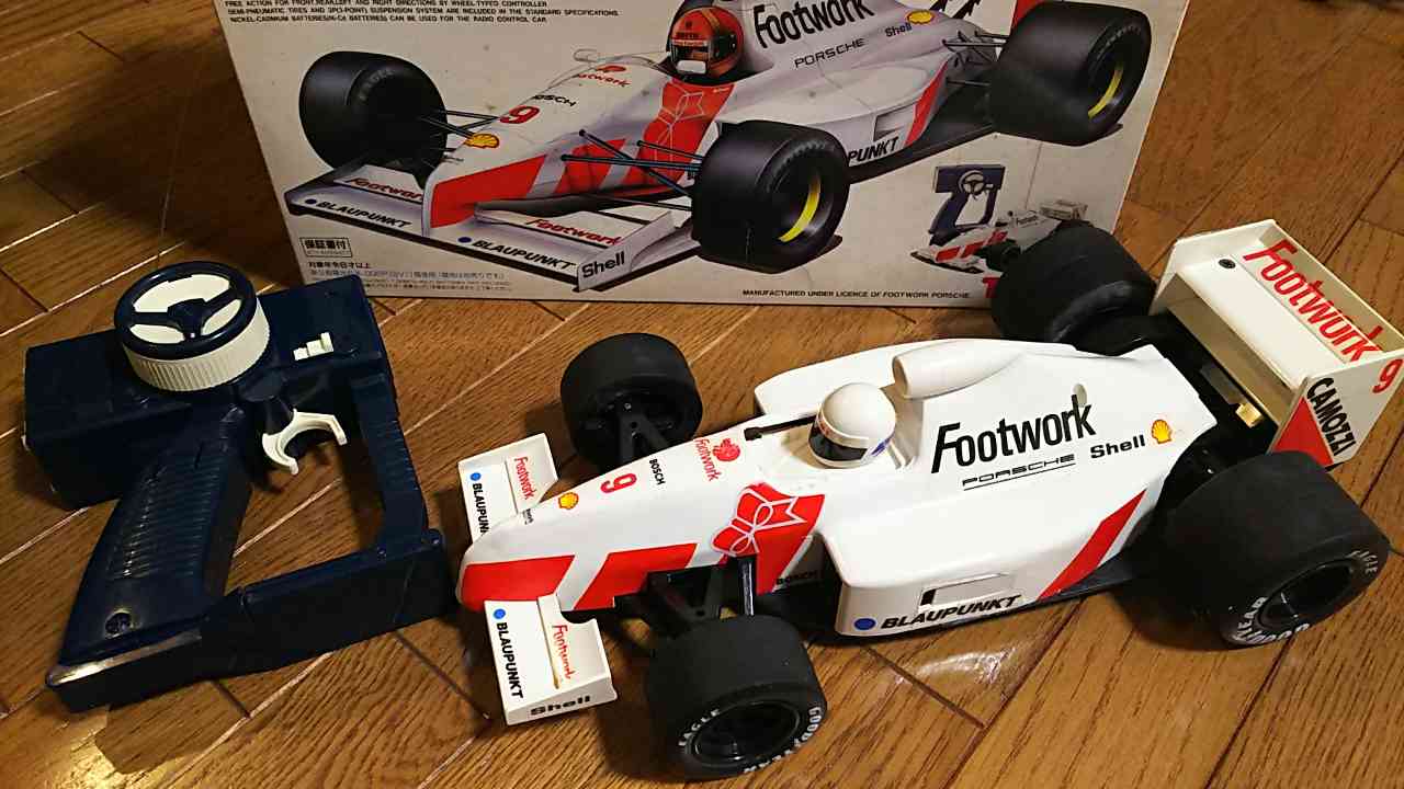 【限定セール！】 1991年【TOMY 1/13 フットワークポルシェFA12】フェラーリ642に レーシングカー