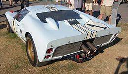 260px-Ford_GT40_(rear)
