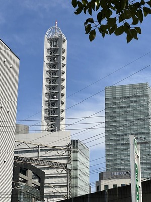 2505F57D-6262-46FF-B1A7-204E6BBDF438