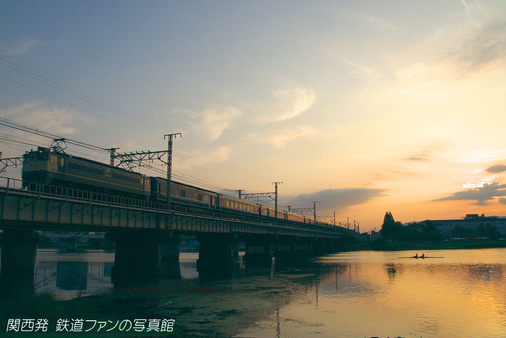 石山 (3) ～夜明けの銀河～ : 関西発 鉄道ファンの写真館 撮影地ガイド