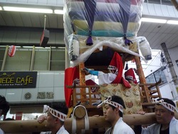 ���ȤޤĤ�02-4