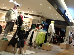 アミュ・新館03