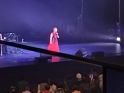 加藤登紀子ライブ02-2