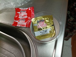 カップヌードル01-2