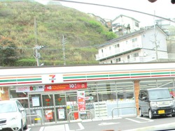 セブン新店・戸町