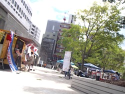 市民会館前広場01-2