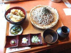 さいさき屋大村02-4