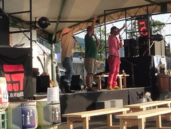 食べて飲んで01