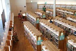 新県立図書館03