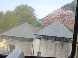 ���������02-4