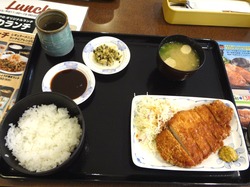 牛右衛門新戸町店02