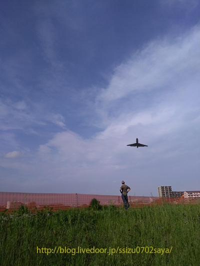 飛行機と男性