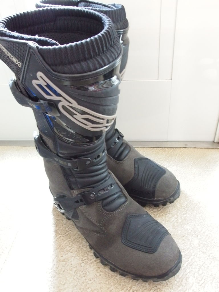 TCX オフロードブーツTRACK EVO WATERPROOF Boots
