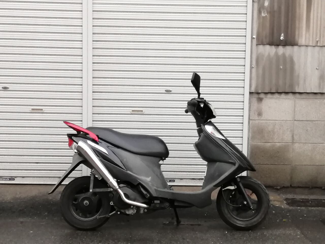 アドレスv125g k9 社外マフラー カチ上げ 63d67223-s.jpg