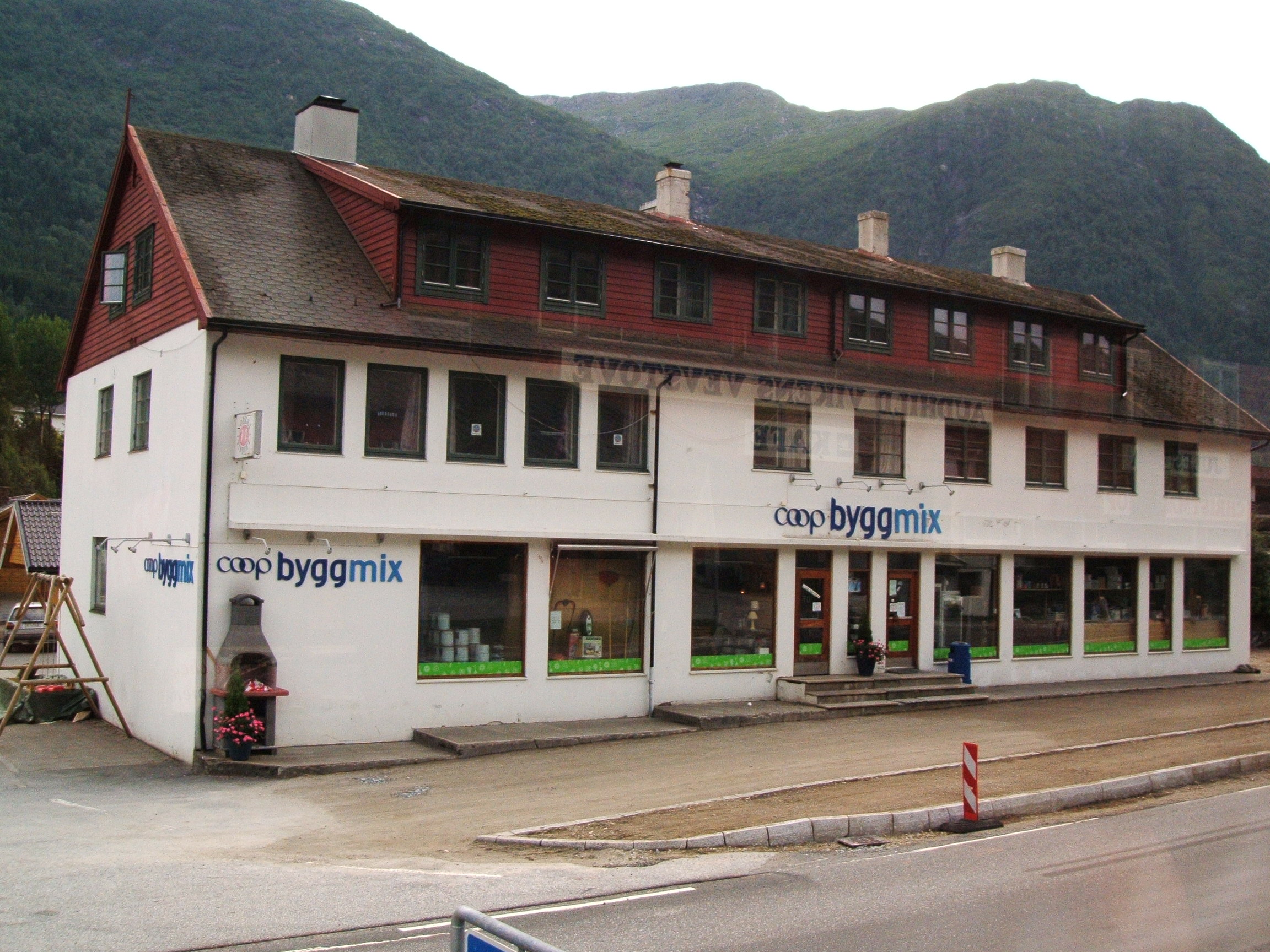 北欧旅行 第話 ノルウェーの家の色 ダンスタイム